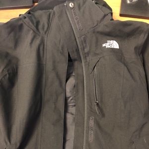 The north face hyvent outer shell - small